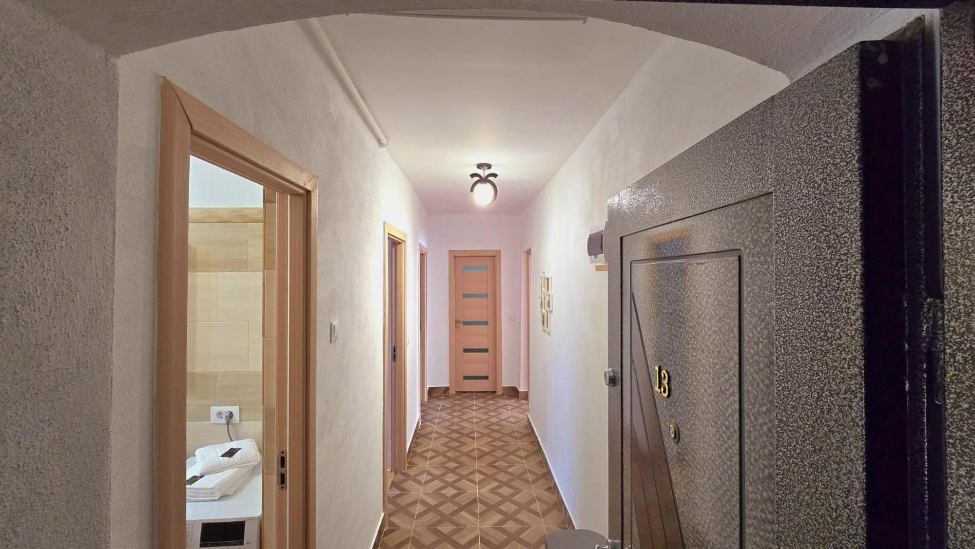 Apartament Confort Hd Hunedoara Bagian luar foto